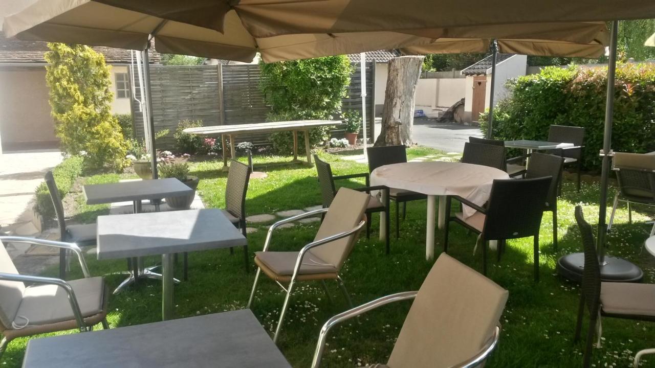 Auberge La Renaissance Asnières-sur-Oise Exteriér fotografie